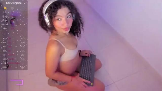 Thumbnail 3, samy_jonnes_'s Stream at Chaturbate, 16 months ago