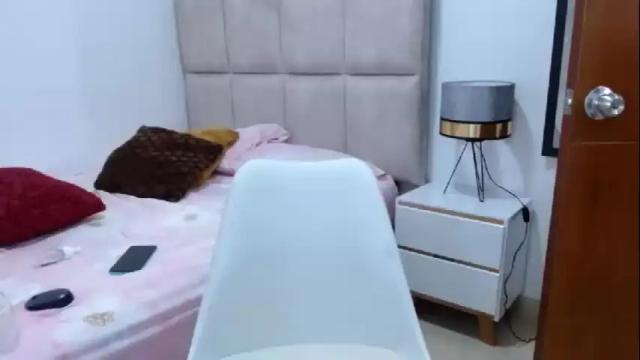 Image 10 of samy_milk22 Stream on Chaturbate on 21 months ago