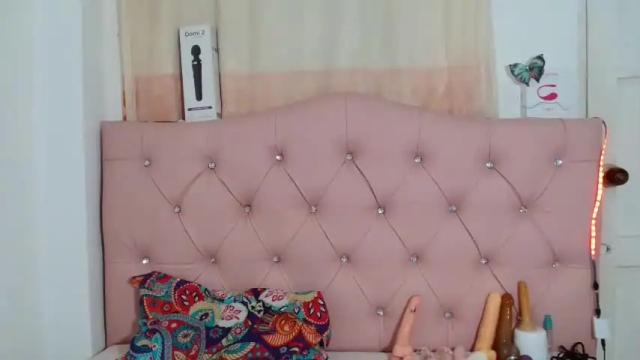 Thumbnail 1, samy_scort18's Stream at Chaturbate, 25 months ago