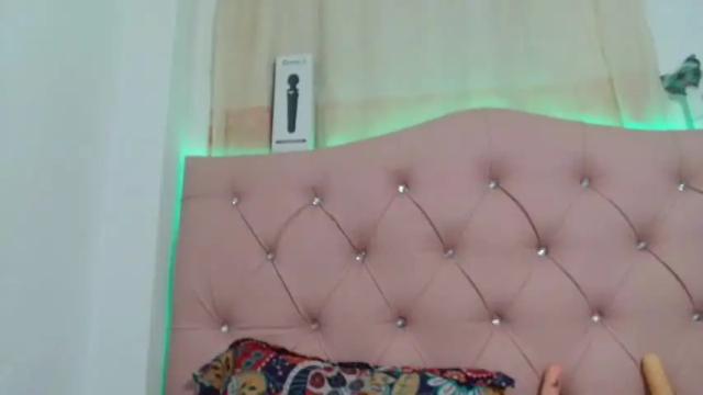 Image 8 of samy_scort18 Stream on Chaturbate on 23 months ago