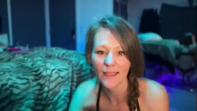 Image 6 of sancammilfy Stream on Chaturbate on 19 months ago