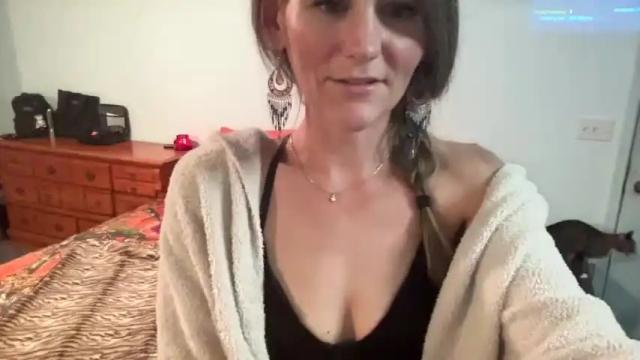 Image 3 of sancammilfy Stream on Chaturbate on 19 months ago
