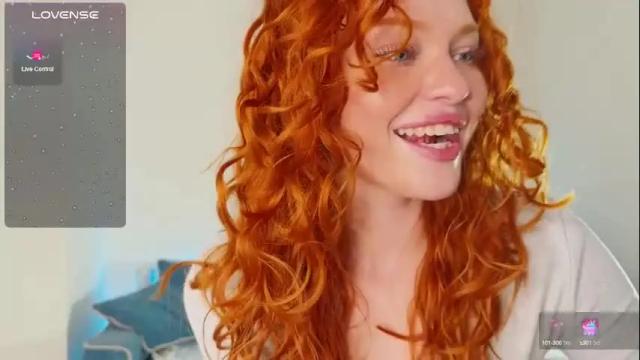 Image 10 of sanda_red Stream on Chaturbate on 4 months ago