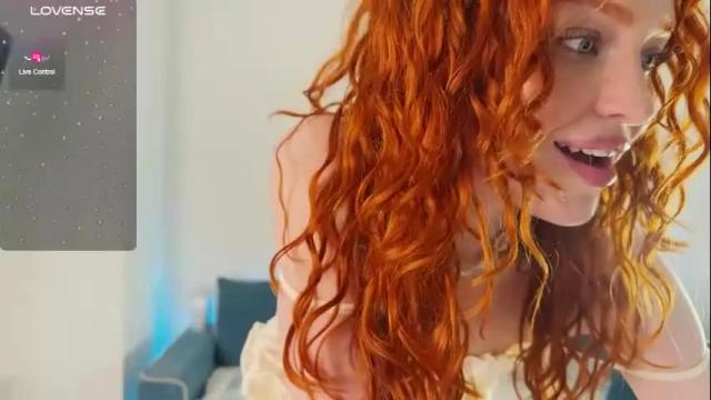 Image 4 of sanda_red Stream on Chaturbate on 3 months ago