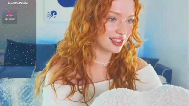 Image 3 of sanda_red Stream on Chaturbate on 3 months ago