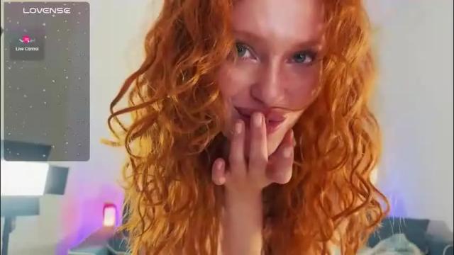 Image 2 of sanda_red Stream on Chaturbate on 2 months ago