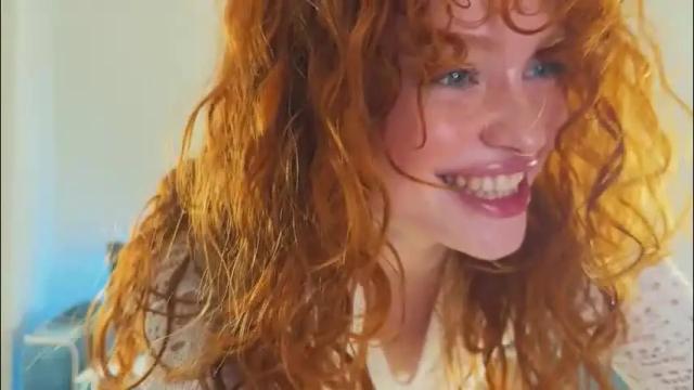 Image 3 of sanda_red Stream on Chaturbate on 28 days ago