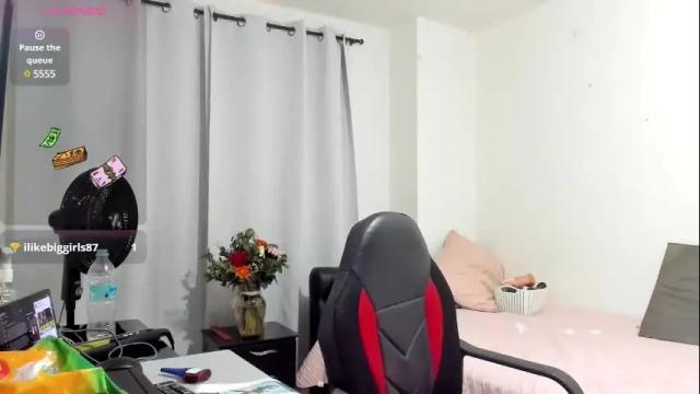 Image 10 of sanddi_milff Stream on Chaturbate on 21 days ago