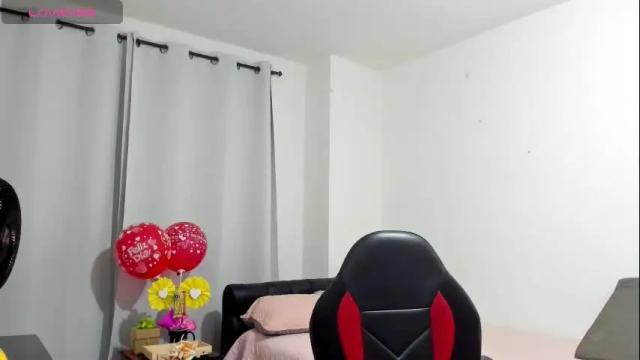 Image 3 of sanddi_milff Stream on Chaturbate on 8 days ago