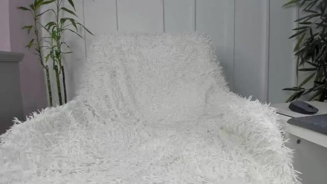 Image 10 of sander_sonia Stream on Chaturbate on 20 months ago