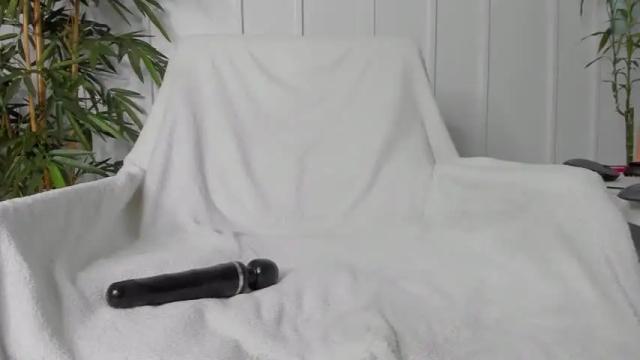 Image 11 of sander_sonia Stream on Chaturbate on 18 months ago