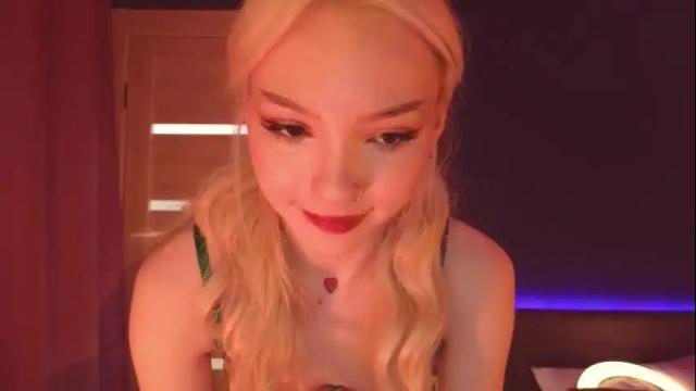 Image 10 of sandraboyl Stream on Chaturbate on 1 month ago