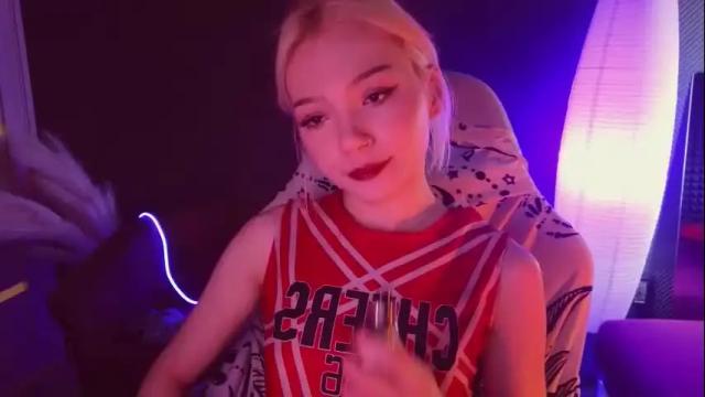 Image 3 of sandraboyl Stream on Chaturbate on 1 month ago