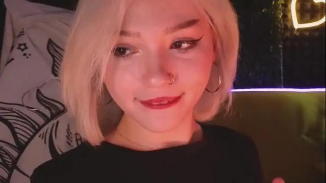 Image 3 of sandraboyl Stream on Chaturbate on 1 month ago