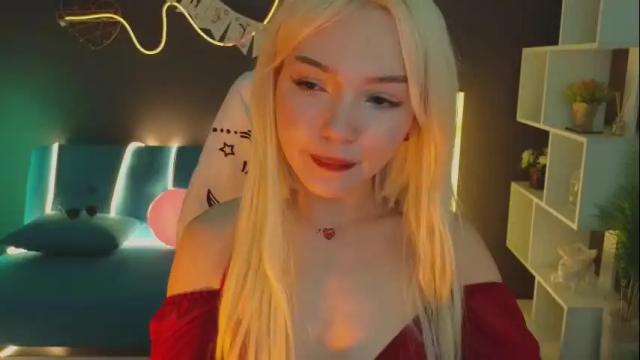 Image 3 of sandraboyl Stream on Chaturbate on 1 month ago
