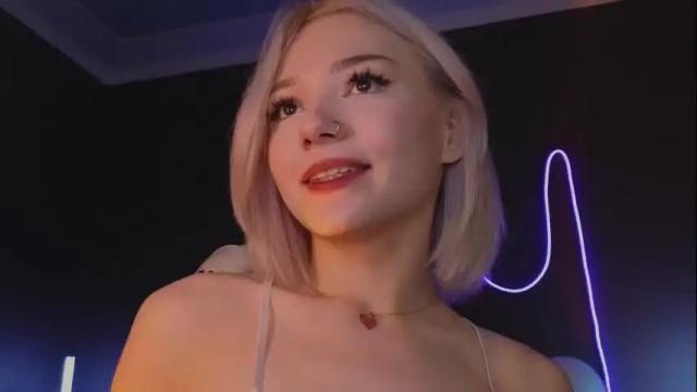 Image 12 of sandraboyl Stream on Chaturbate on 21 days ago