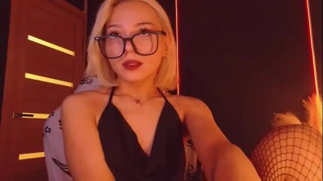 Image 6 of sandraboyl Stream on Chaturbate on 11 days ago
