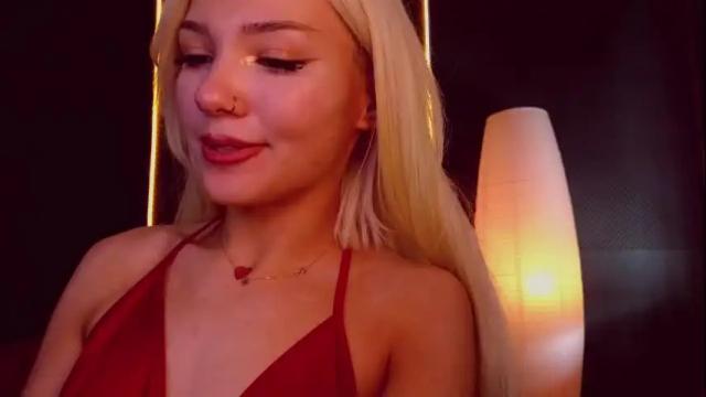 Image 11 of sandraboyl Stream on Chaturbate on 9 days ago