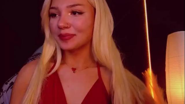 Image 12 of sandraboyl Stream on Chaturbate on 9 days ago