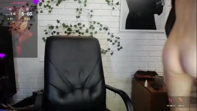 Image 3 of sandracheeks Stream on Chaturbate on 1 month ago