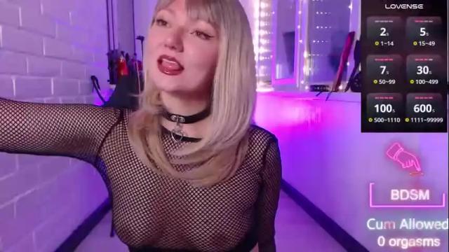 Thumbnail 1, sandralawrence's Stream at Chaturbate, 1 month ago