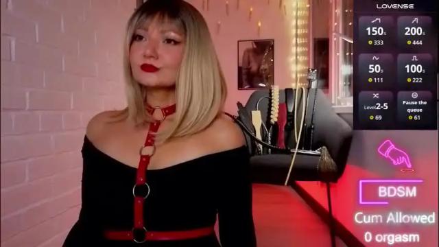 Thumbnail 1, sandralawrence's Stream at Chaturbate, 1 day ago