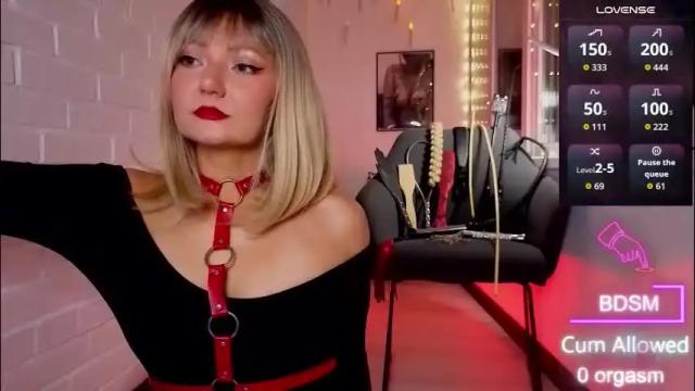 Image 7 of sandralawrence Stream on Chaturbate on 2 days ago