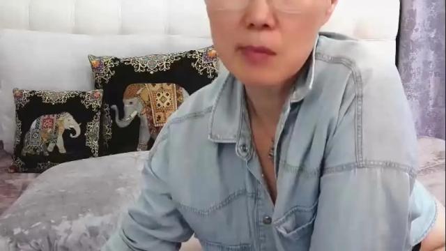 Image 3 of sandrami__ Stream on Chaturbate on 13 days ago