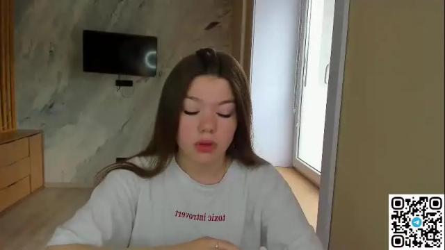 Image 3 of sandy_bubbles Stream on Chaturbate on 4 days ago