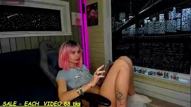 Image 3 of sandy_chris Stream on Chaturbate on 4 days ago