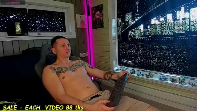 Image 3 of sandy_chris Stream on Chaturbate on 1 month ago