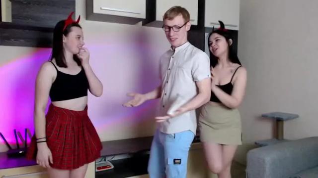 Image 11 of sandy_delia Stream on Chaturbate on 23 months ago