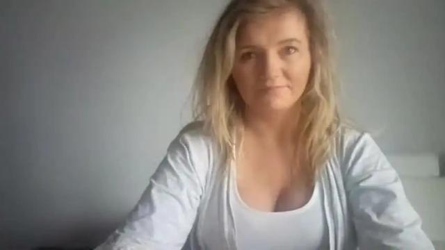 Image 2 of sandy_erotic Stream on Chaturbate on 14 months ago