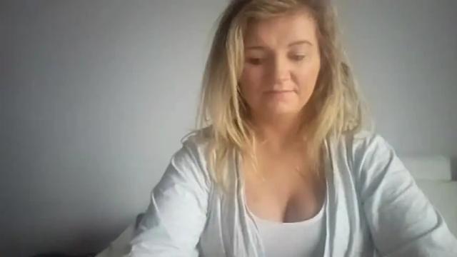 Image 6 of sandy_erotic Stream on Chaturbate on 14 months ago