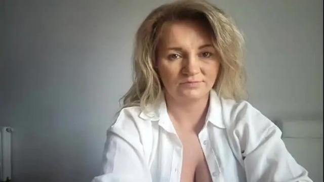 Image 10 of sandy_erotic Stream on Chaturbate on 13 months ago