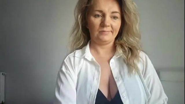Image 3 of sandy_erotic Stream on Chaturbate on 13 months ago
