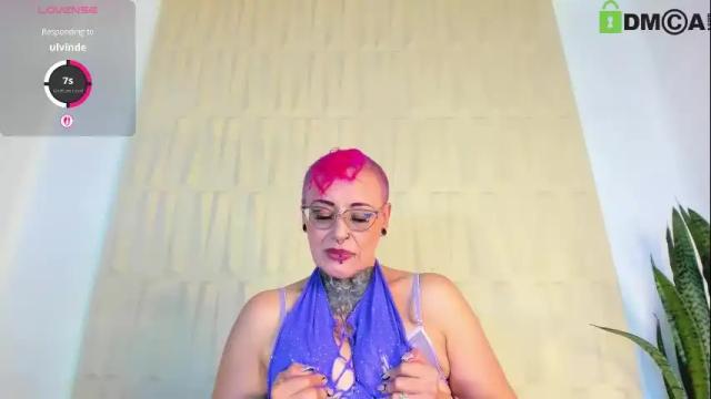 Image 11 of sandyrosee_ Stream on Chaturbate on 1 month ago