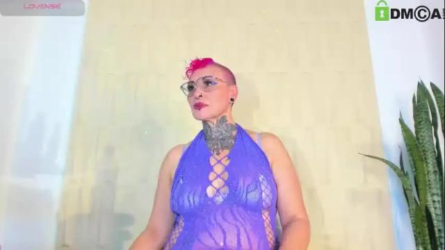 Image 3 of sandyrosee_ Stream on Chaturbate on 1 month ago