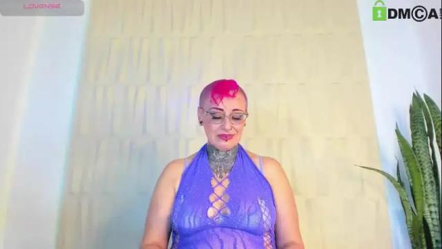 Image 8 of sandyrosee_ Stream on Chaturbate on 1 month ago