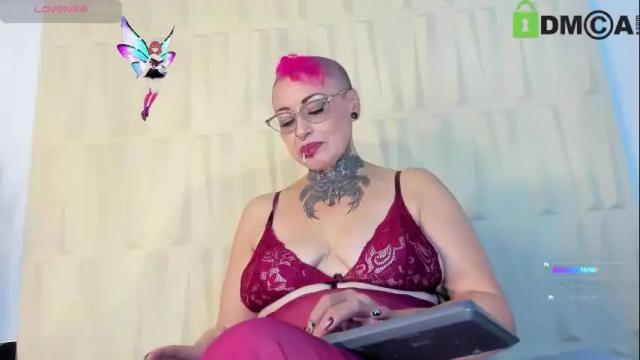 Image 4 of sandyrosee_ Stream on Chaturbate on 1 month ago