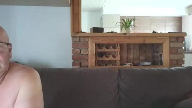 Image 2 of sanroom Stream on Chaturbate on 15 days ago