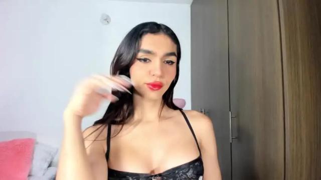 Image 3 of santana_queen Stream on Chaturbate on 16 months ago