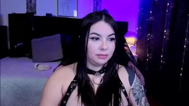 Image 7 of santos_liah Stream on Chaturbate on 20 days ago