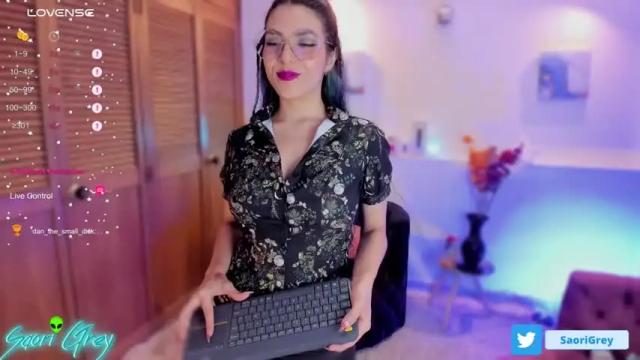 Image 3 of saori_grey Stream on Chaturbate on 15 months ago