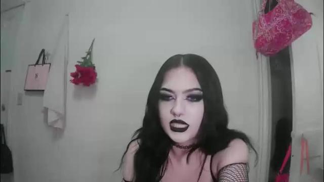 Image 8 of saphirerose1 Stream on Chaturbate on 2 months ago