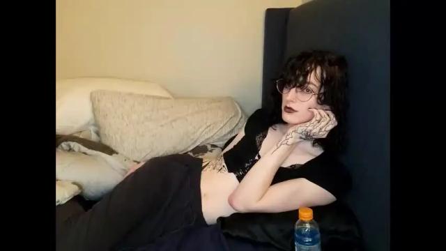 Image 2 of sapphicvoid Stream on Chaturbate on 3 months ago