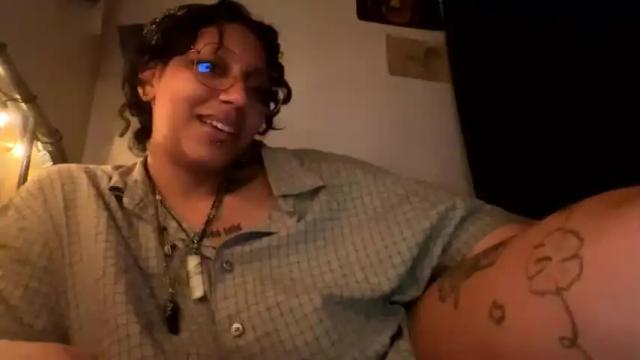 Image 10 of sapphire_honest Stream on Chaturbate on 22 months ago