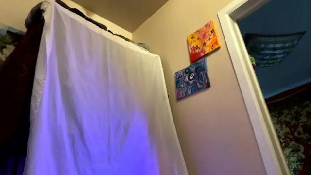 Image 3 of sapphire_honest Stream on Chaturbate on 10 days ago