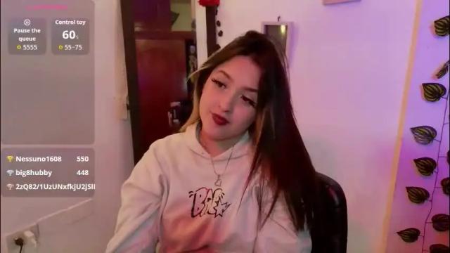 Image 12 of sapphire_lilac Stream on Chaturbate on 2 days ago