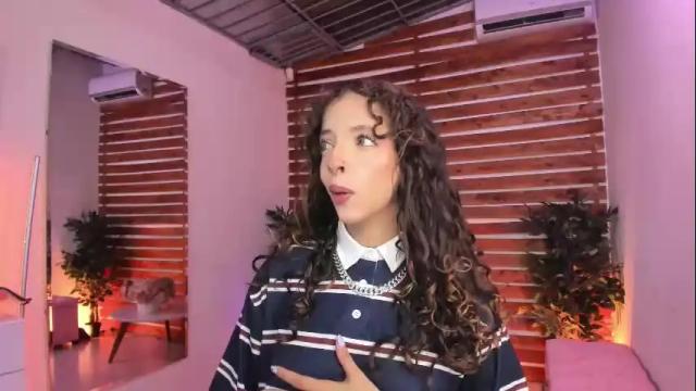 Image 12 of sapphire_venus Stream on Chaturbate on 1 month ago